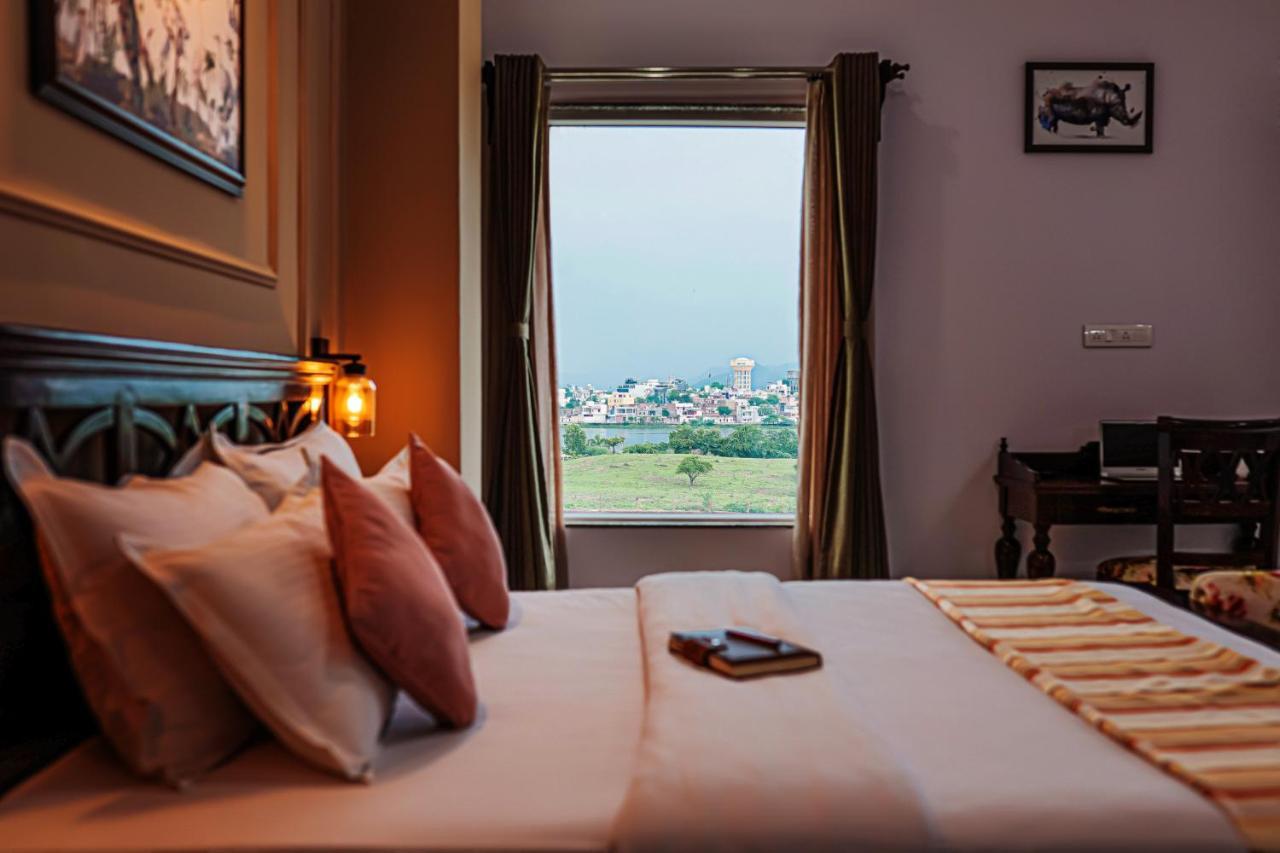 Revaas Lake View Boutique Stay Udaipur Exterior photo