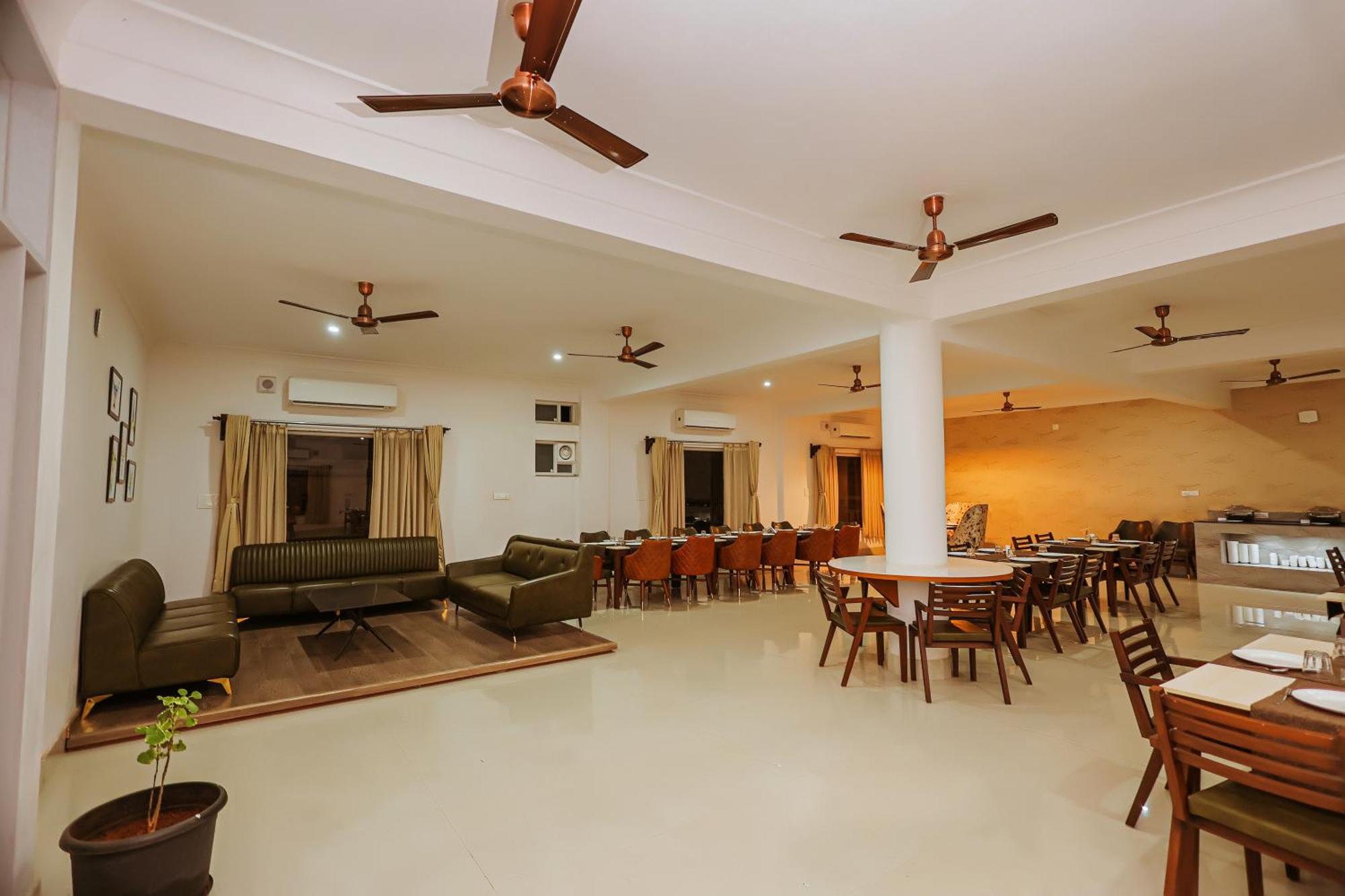 Revaas Lake View Boutique Stay Udaipur Exterior photo