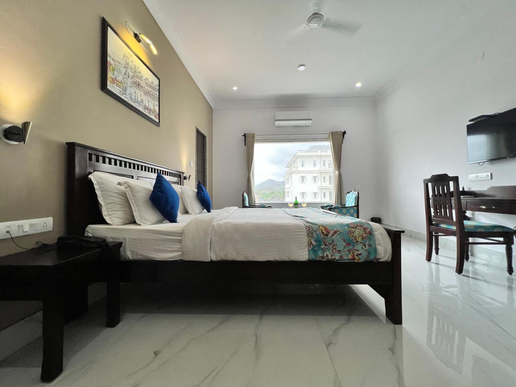 Revaas Lake View Boutique Stay Udaipur Exterior photo